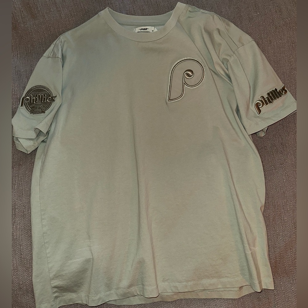 Philadelphia Phillies Authentic Pro Standard Mint Green T-Shirt Men’s Medium